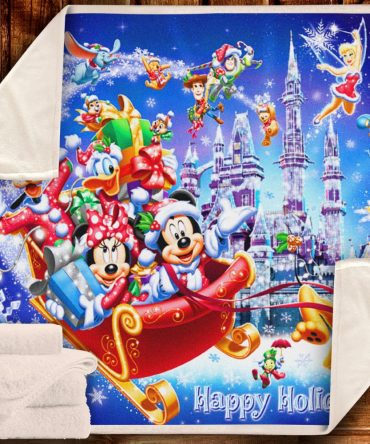 Cozy Disney Holiday Blanket - Mickey & Friends Festive Fleece Throw For Kids & Adults