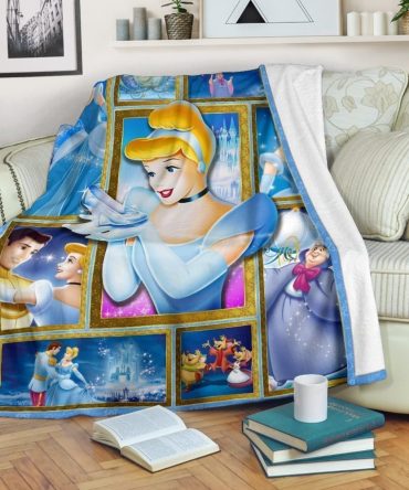 Cozy Up With Disney Princess Throw Blanket - Cinderella Design For Kids & Adults