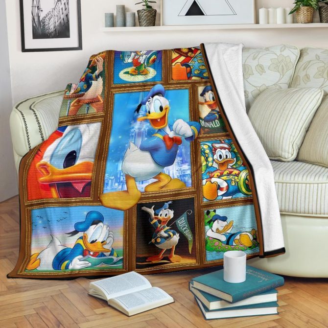 Cozy Cartoon Character Throw Blanket - Vibrant Design For Kids & Adults - Image 2