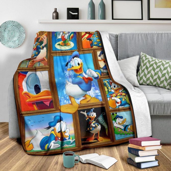 Cozy Cartoon Character Throw Blanket - Vibrant Design For Kids & Adults - Image 4