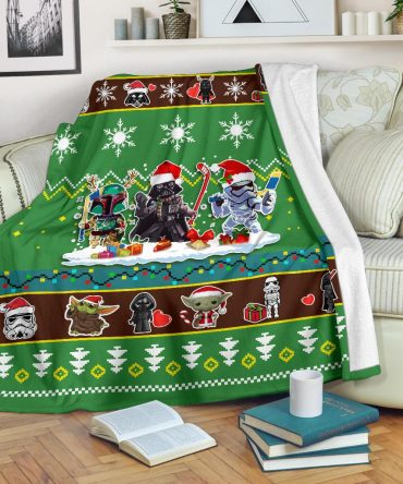 Cozy Holiday Sci-Fi Blanket – Festive Characters & Winter Fun Design