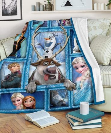 Cozy Up With Disney Frozen Fleece Blanket – Elsa, Anna & Olaf Design – Perfect Gift For Kids & Fans!