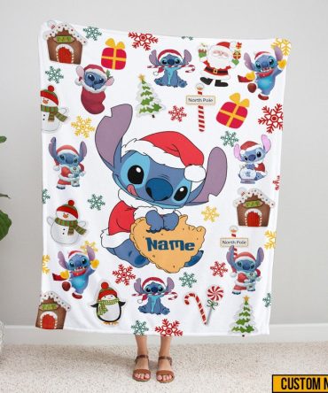 Custom Name Christmas Blanket - Cute Santa Design For Kids - Perfect Holiday Gift!
