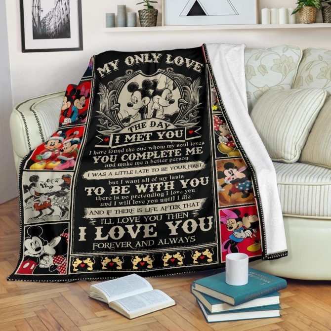 Cozy Romantic Mickey & Minnie Love Quote Blanket - Perfect Gift For Couples - Image 2