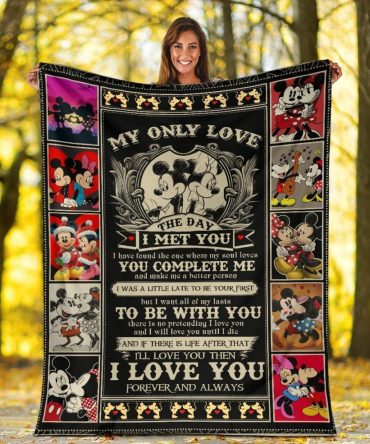 Cozy Romantic Mickey & Minnie Love Quote Blanket - Perfect Gift For Couples