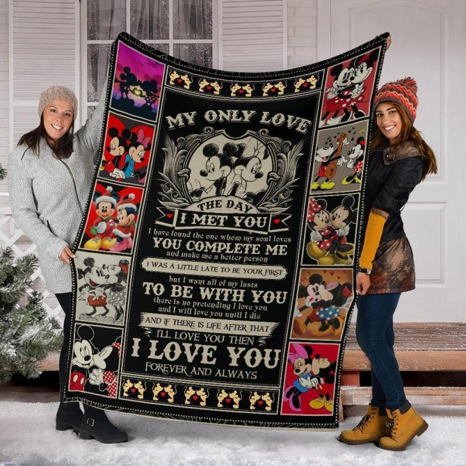 Cozy Romantic Mickey & Minnie Love Quote Blanket - Perfect Gift For Couples - Image 6
