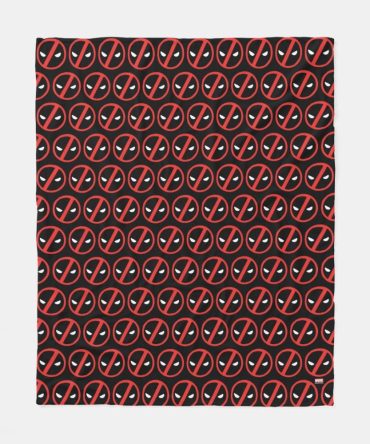 Cozy Marvel Deadpool Fleece Blanket - Iconic Design, Ultimate Comfort!