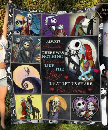 Nightmare Before Christmas  Cozy Halloween-Themed Blanket With Charming Animated Couple Design – Perfect Gift!