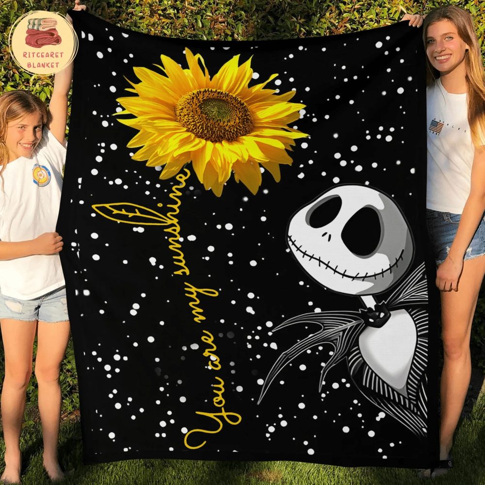 Nightmare Before Christmas Cozy Sunflower & Skeleton Blanket – Perfect Gift For Fans, Soft Fleece Throw