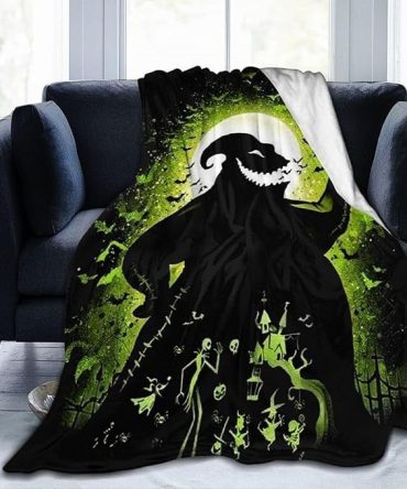 Spooky Glow-In-The-Dark Throw Blanket – Cozy Up With Halloween Style!