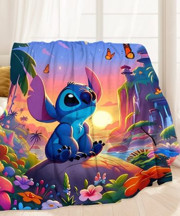 Cozy Cartoon Character Fleece Blanket - Vibrant Sunset Design For Kids & Adults
