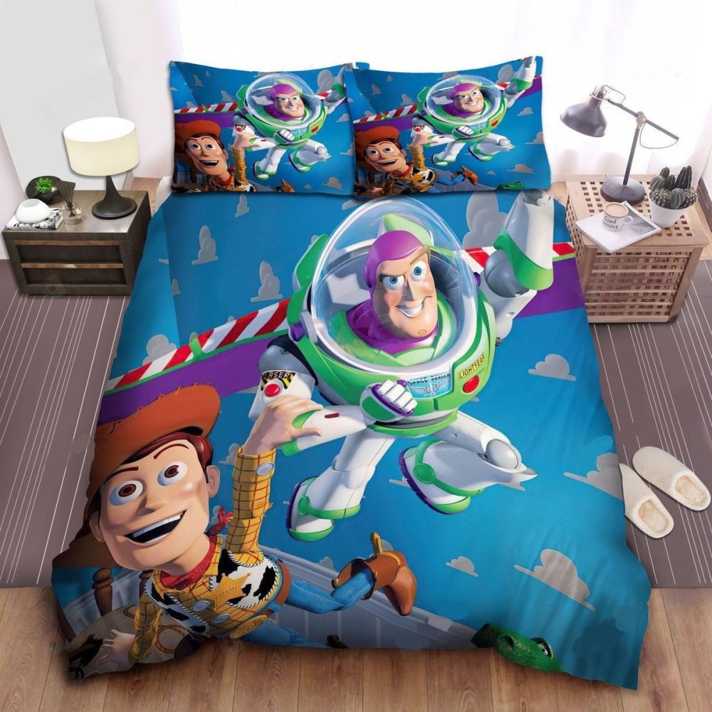 Toy Story Kids Bedding Set - Buzz & Woody Adventure Comforter Twin