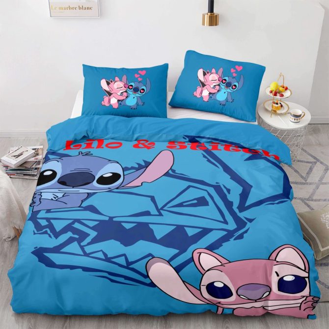 Cozy Cartoon Character Bedding Set - Cute Blue & Pink Design For Kids & Teens