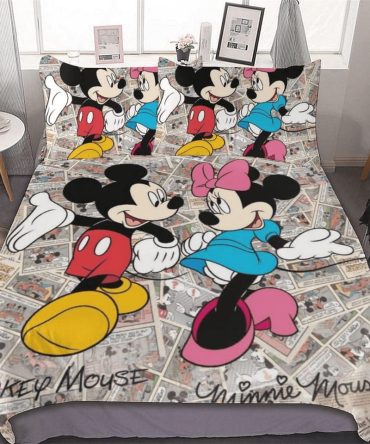 Cozy Cartoon Couple Bedding Set - King/Queen Size - Soft & Colorful Bedspread