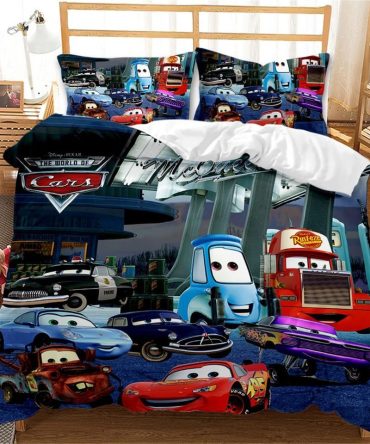 Cozy Kids' Cars Movie Bedding Set - Fun & Vibrant Design For Ultimate Comfort!