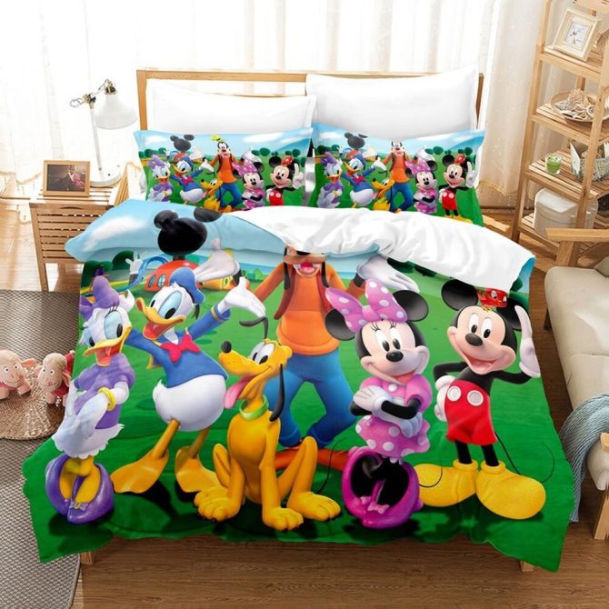 Cozy Kids Disney Bedding Set - Mickey & Friends Cartoon Comforter - Twin/Full Size