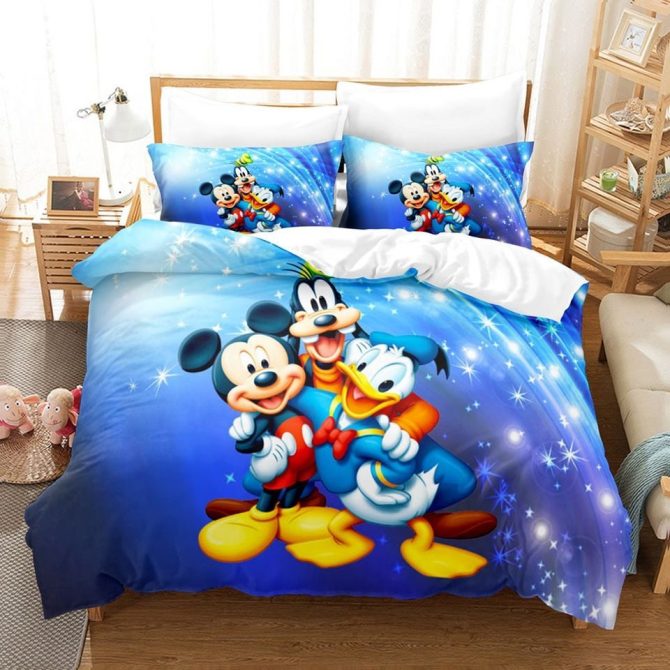 Cozy Kids Cartoon Bedding Set – Fun Disney Characters Duvet Cover & Pillowcases