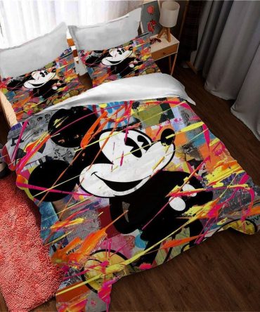 Vibrant Cartoon Character Bedding Set - Colorful Abstract Design For Kids & Teens