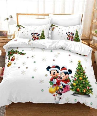 Festive Disney Christmas Bedding Set – Mickey & Minnie Holiday Comforter & Pillowcases
