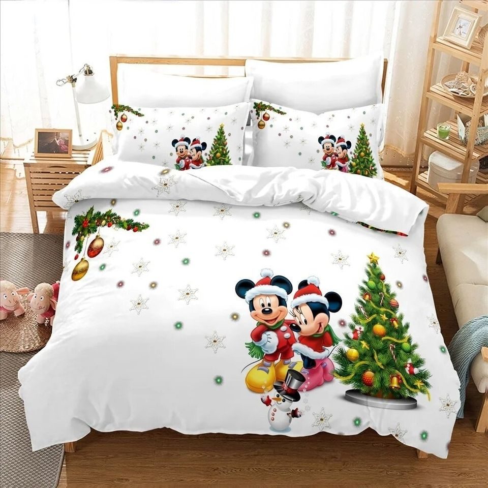 Festive Disney Christmas Bedding Set – Mickey & Minnie Holiday Comforter & Pillowcases