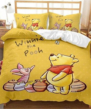 Cozy Winnie The Pooh Bedding Set - Kids' Favorite Cartoon Duvet Cover & Pillowcase