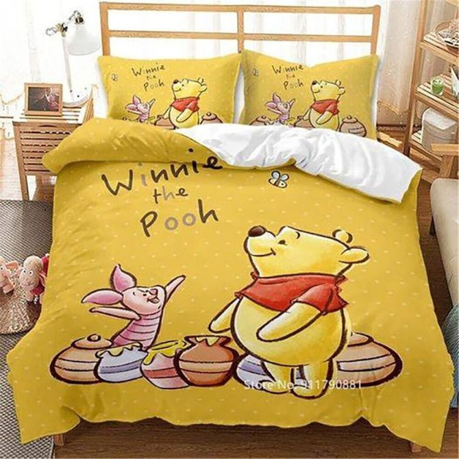 Cozy Winnie The Pooh Bedding Set - Kids' Favorite Cartoon Duvet Cover & Pillowcase