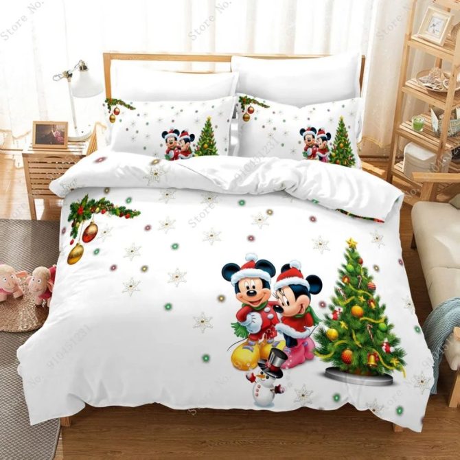 Festive Mickey & Minnie Christmas Bedding Set - Cozy Holiday Duvet Cover & Pillowcases