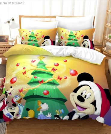 Festive Christmas Cartoon Bedding Set - Cozy Holiday Comfort For Kids & Adults