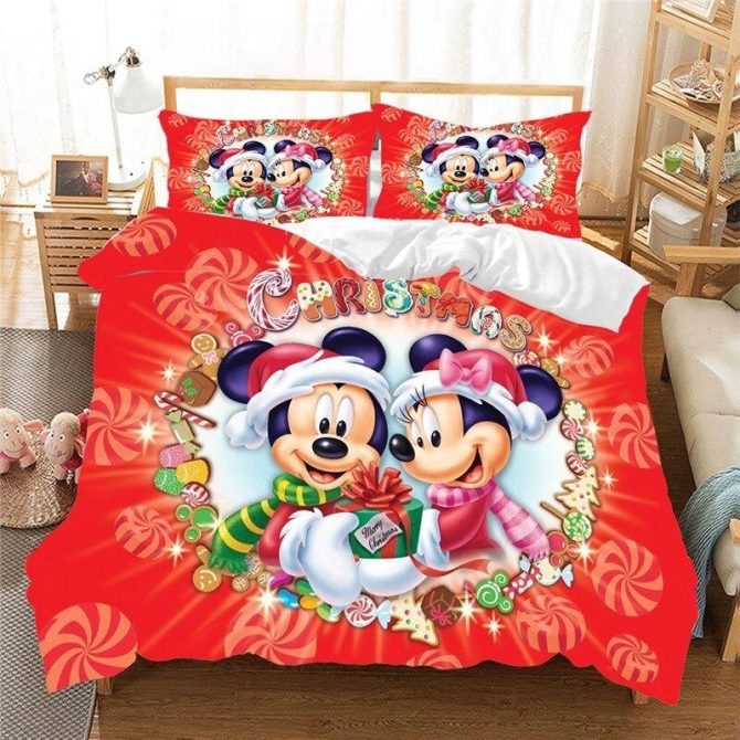 Festive Mickey & Minnie Christmas Bedding Set - Cozy Holiday Comfort For Kids & Family