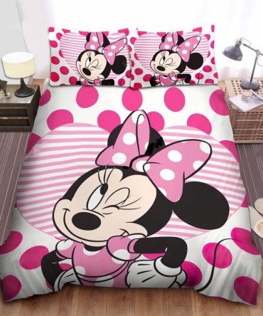 Cozy Pink Minnie Mouse Bedding Set - Cute & Comfy For Kids' Rooms