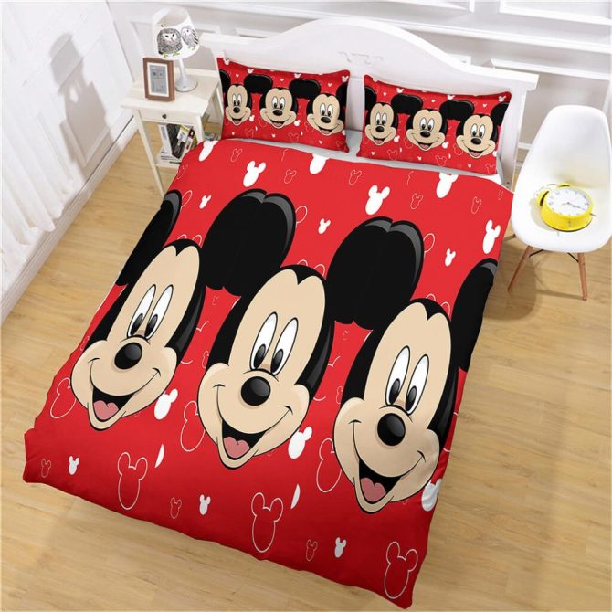 Cozy Cartoon Character Bedding Set - Soft, Fun, And Vibrant For Kids' Rooms