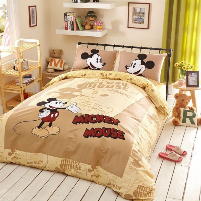 Cozy Mickey Mouse Bedding Set - Kids Cartoon Comforter & Pillowcases - Soft & Durable