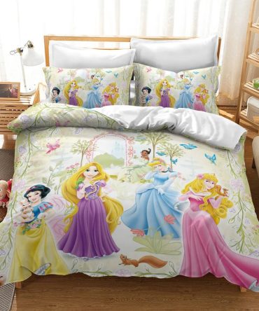 Disney Princesses Kids Bedding Set - Cozy Comforter & Pillowcases For Magical Dreams