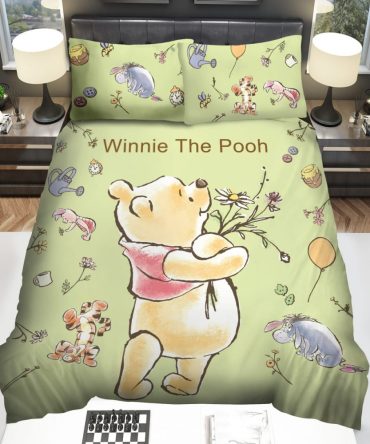Cozy Winnie The Pooh Bedding Set - Soft, Cute & Perfect For Kids' Rooms!