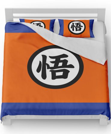 Anime-Inspired Bedding Set – Ultra Soft & Stylish Orange/Blue Design – King Size