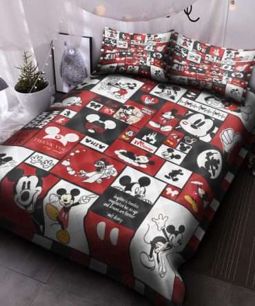 Cozy Cartoon Character Bedding Set - Soft, Fun, And Colorful Quilt Cover For Kids & Fans