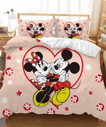 Cozy Disney-Themed Bedding Set – Cute Cartoon Couple Design For Kids & Adults