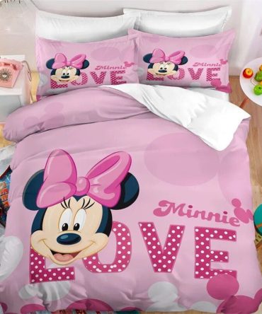 Cozy Minnie Mouse Pink Bedding Set - Cute & Comfy For Kids' Room Décor