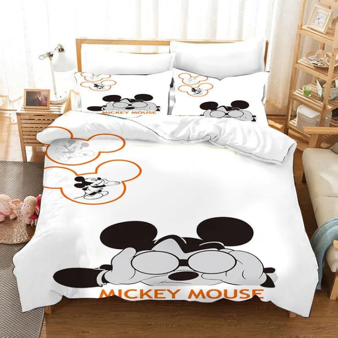 Mickey Mouse Bedding Set - Cozy Cartoon Design For Kids & Adults - Soft, Durable, And Stylish