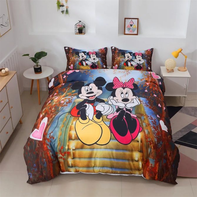 Cozy Cartoon Character Bedding Set - Fun And Colorful Bedroom Decor For Kids & Fans