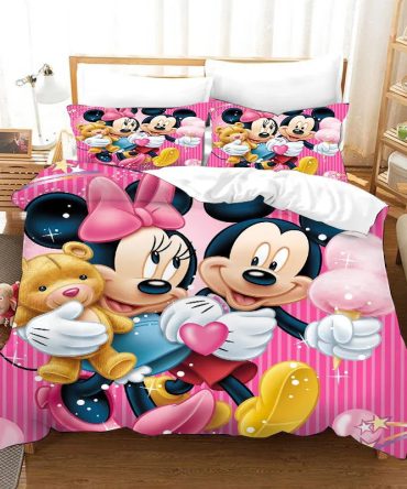 Cozy Kids' Disney Bedding Set - Mickey & Minnie Mouse Design - Twin Size Comforter & Pillowcases