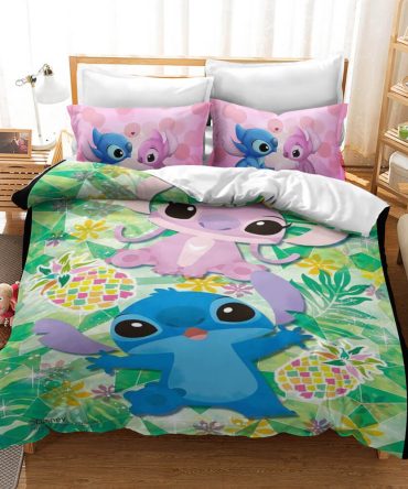 Cozy Cartoon Character Bedding Set - Colorful Kids Comforter & Pillowcases For Bedroom Fun!
