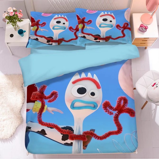 Cozy Cartoon Character Bedding Set - Fun & Colorful Design For Kids' Room
