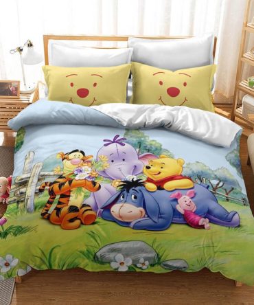 Cozy Winnie The Pooh & Friends Bedding Set - Kids Twin/Full Size - Soft Cartoon Comforter & Pillowcases