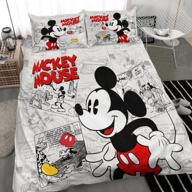 Cozy Mickey Mouse Cartoon Bedding Set - Fun & Stylish Kids Bedroom Decor