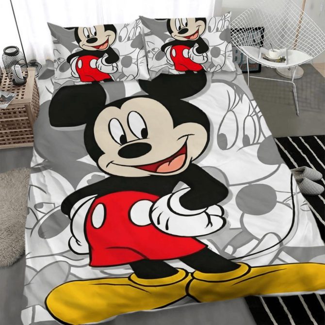 Cozy Cartoon Character Bedding Set – Fun & Comfy King/Queen Sizes For Kids & Adults