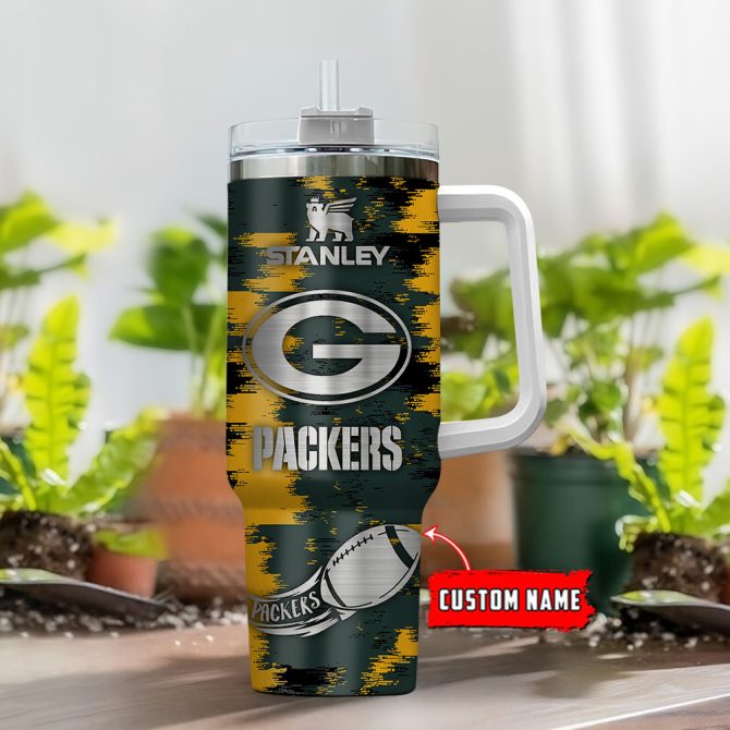 Custom Green Bay Packers Tumbler - Personalized Stanley Cup With Handle & Straw - Image 2