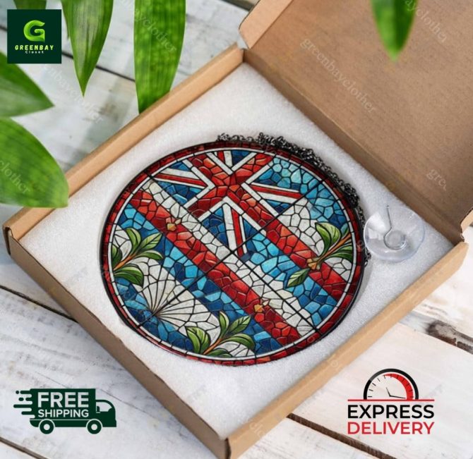 Stunning Hawaiian Flag Stained Glass Suncatcher - Image 5