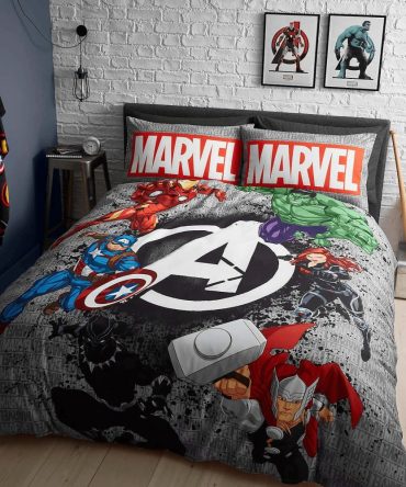 Marvel Avengers Bedding Set - Double Size, Superhero Design, Ultimate Comfort