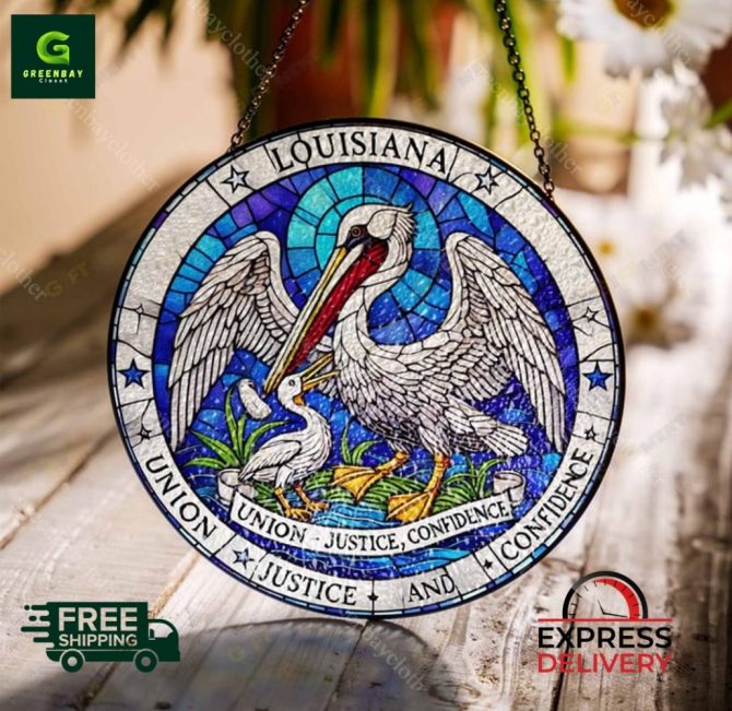 Louisiana Stained Glass Pelican Suncatcher - Elegant Home Décor